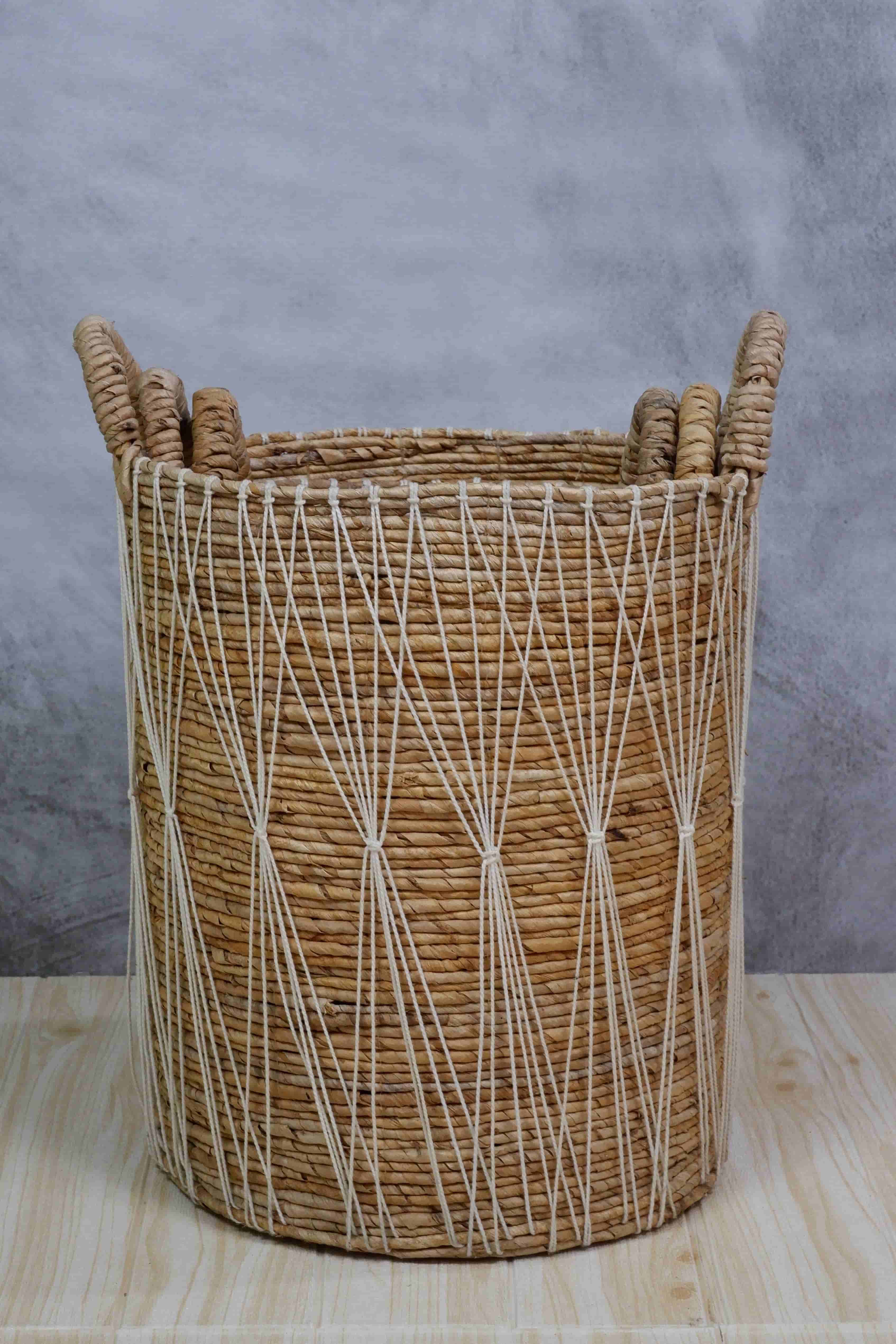 Anyam baskets